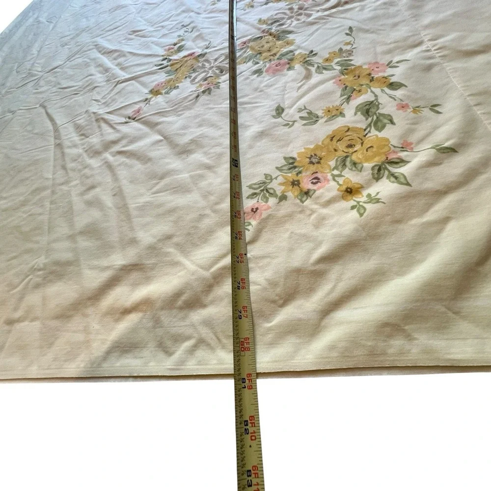 Vintage JC Penneys Flat Sheet Yellow Gold Ribbon Floral Bedsheet‎